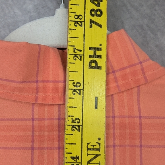 Title Nine Tuolumne Tech XS Button Down Shirt In Coral Plaid - Picture 13 of 13
